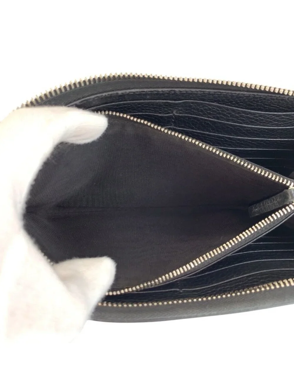 Gucci GG Metal Black Silver Leather Wallet Wrist